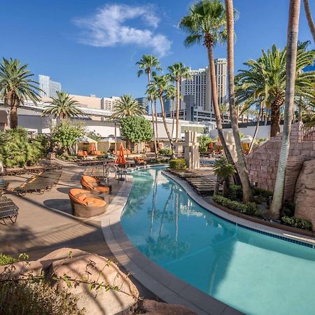 Lucky Gem Penthouse & Luxury Suites At Signature Resort, Balcony Strip View 1607 Las Vegas Bagian luar foto