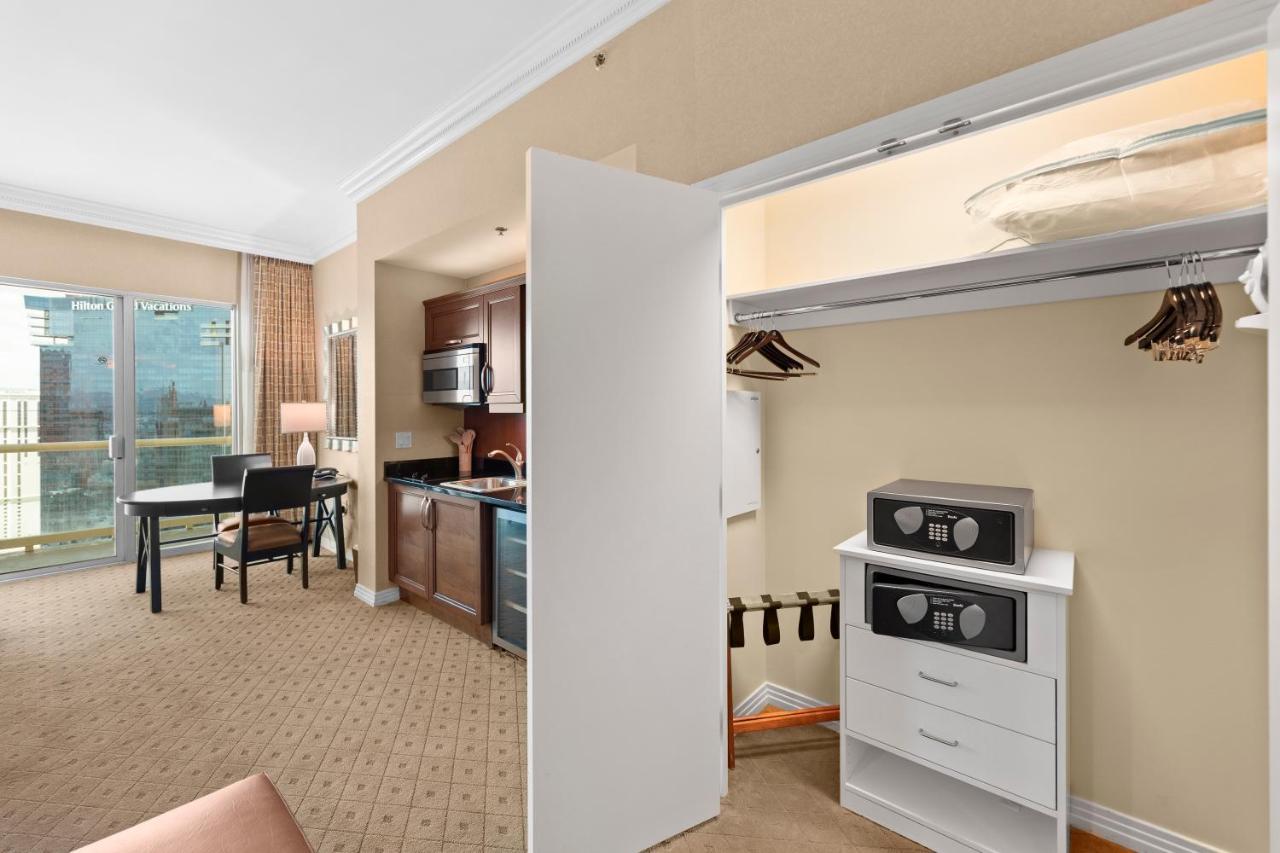 Lucky Gem Penthouse & Luxury Suites At Signature Resort, Balcony Strip View 1607 Las Vegas Bagian luar foto