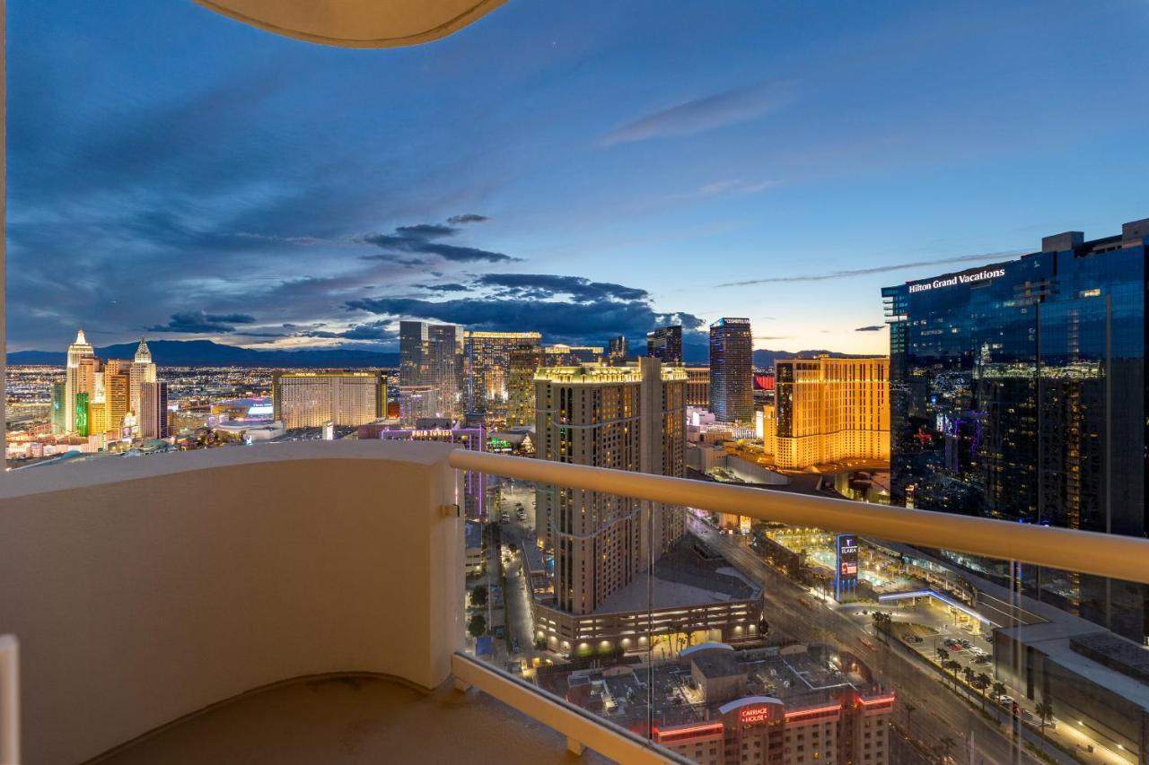 Lucky Gem Penthouse & Luxury Suites At Signature Resort, Balcony Strip View 1607 Las Vegas Bagian luar foto